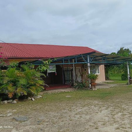 Embun Langkawi Pantai Cenang Villa Pantai Cenang  Buitenkant foto